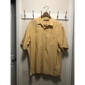 REI Mens Button Down Size XL